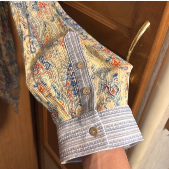 Oli & Hali Blue Shirt with Floral Size XL - Picture 7 of 8